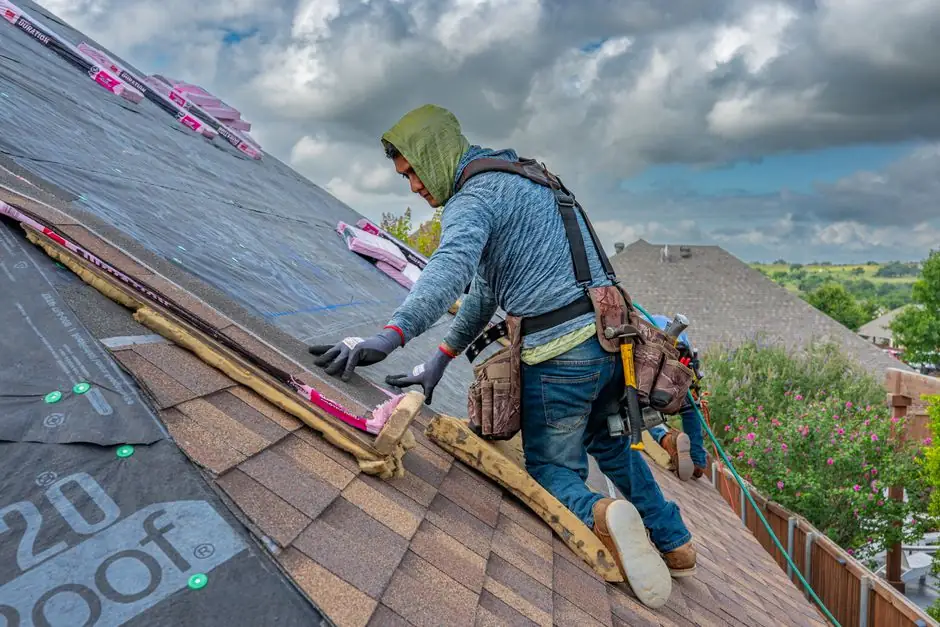 Flat Roof Repair in Adelanto, California